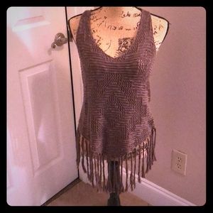 Green fringy layering top- M